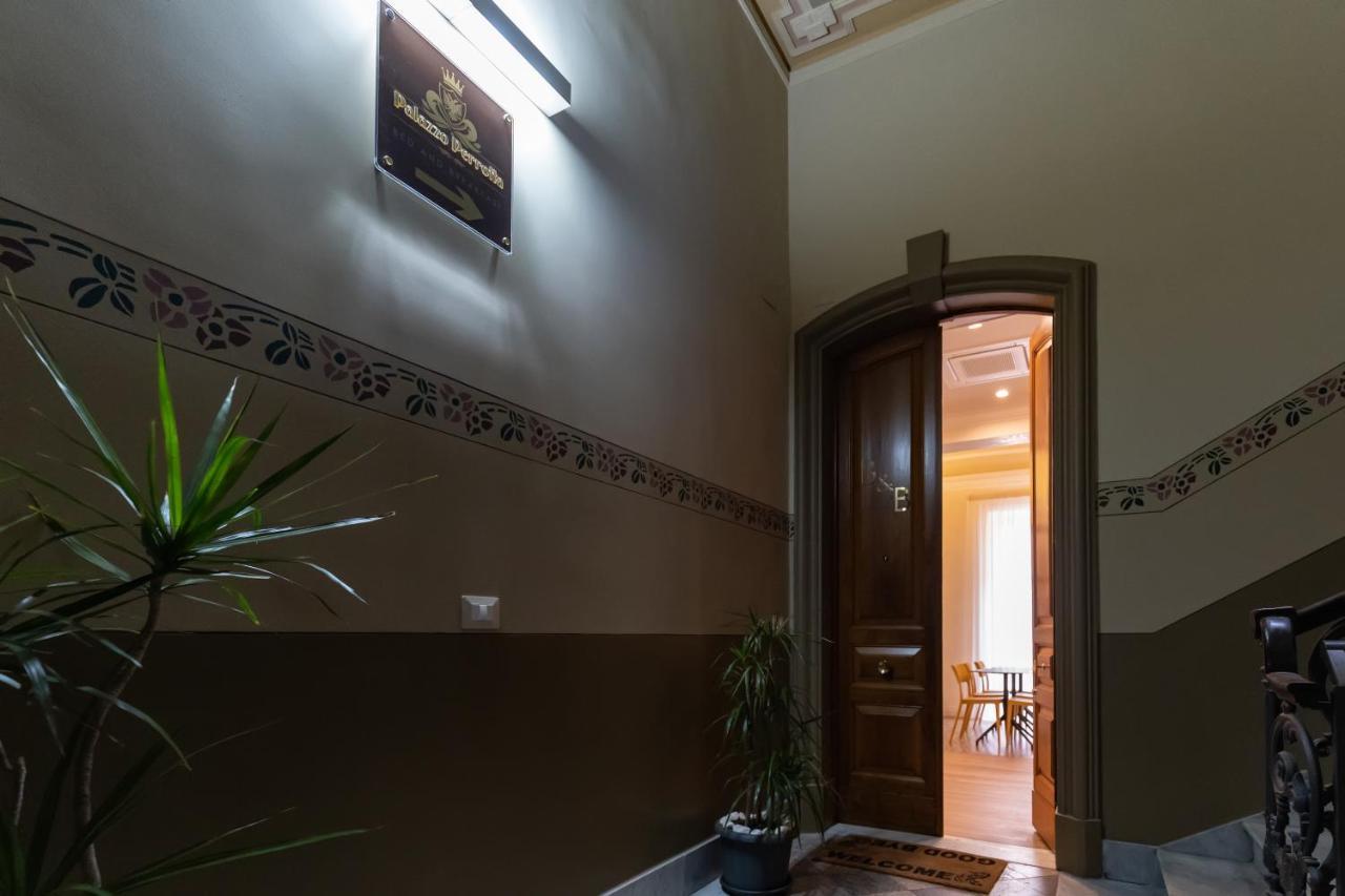 B&B Palazzo Perrotta CTA Exterior foto
